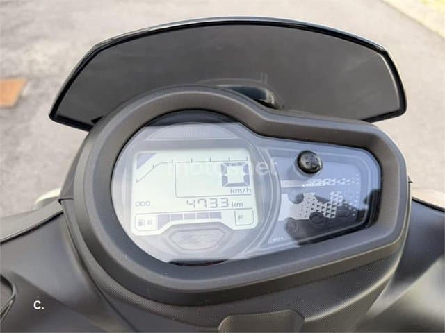 Yamaha Rayzr – Vista 2