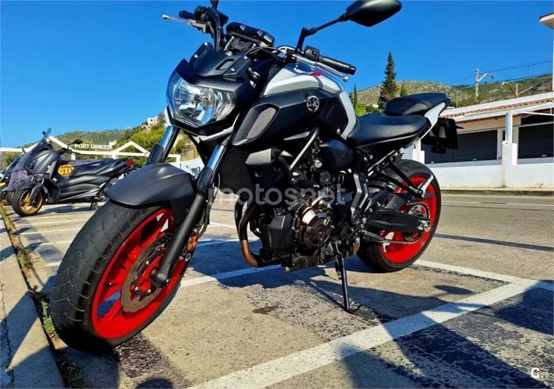 Yamaha MT-07 – Vista 1