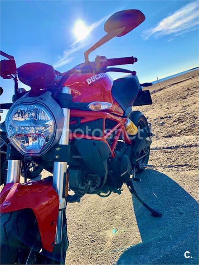 Ducati Monster 797 – Vista 3