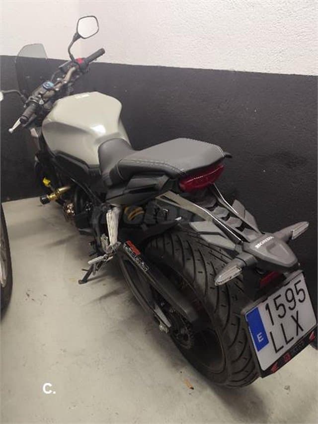 Honda CB 650 R – Vista 1