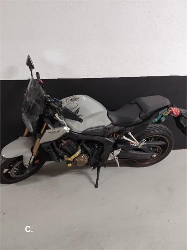 Honda CB 650 R – Vista 4