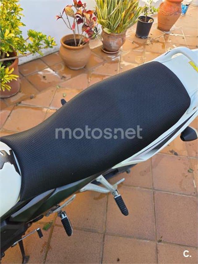 Suzuki GSX 650 F – Vista 5