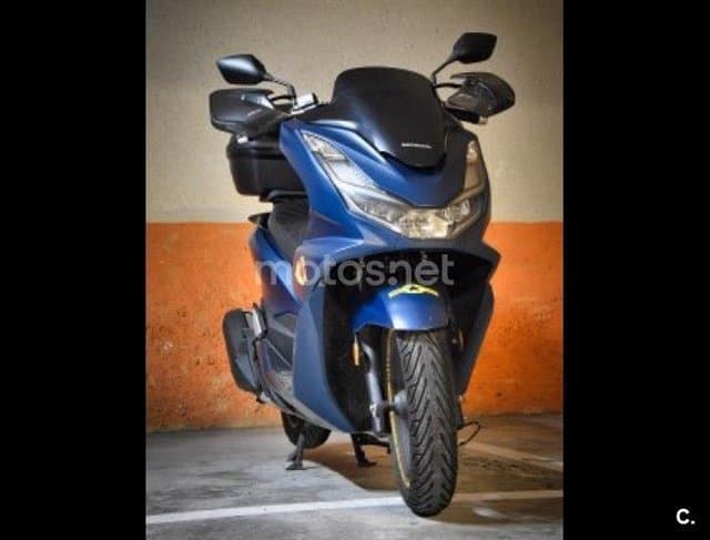 Honda PCX 125 – Vista 11