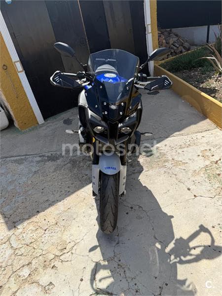 Yamaha MT-10 Tourer Edition – Vista 1