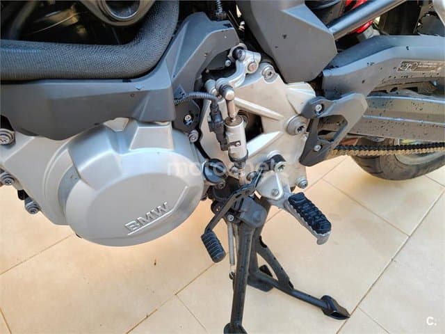 BMW F 750 – Vista 3