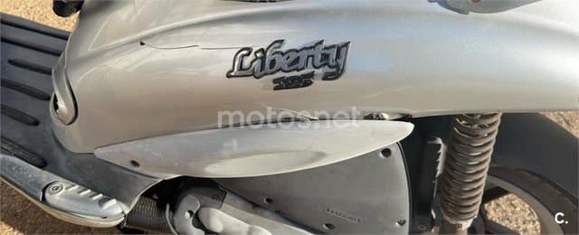 Piaggio LIBERTY 124 4T – Vista 6