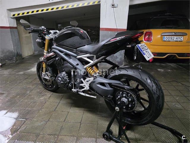 Triumph Speed Triple 13.500 € 2021 Madrid - 4