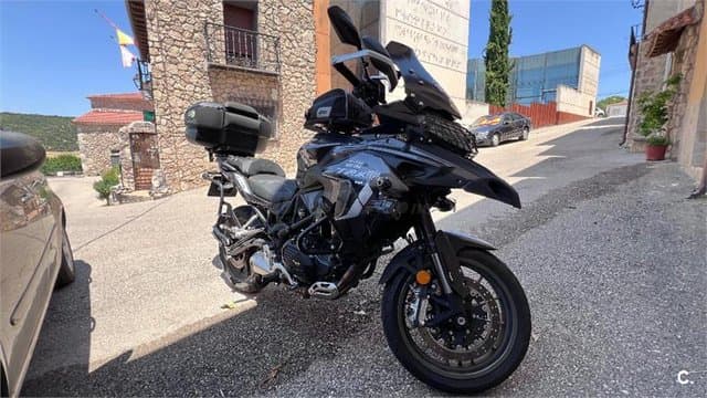 Benelli TRK 502 – Vista 1