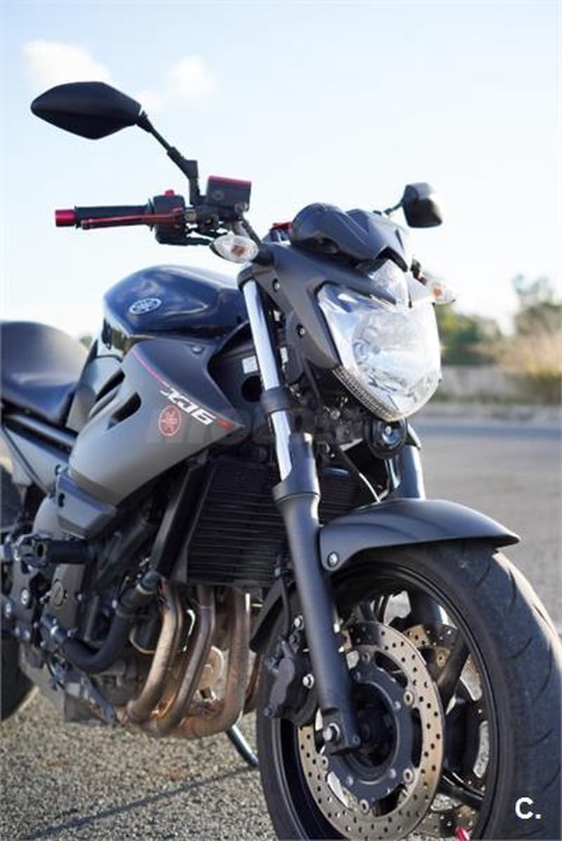 Yamaha XJ6 Diversion F ABS 4200 € 2015 Sevilla - 2