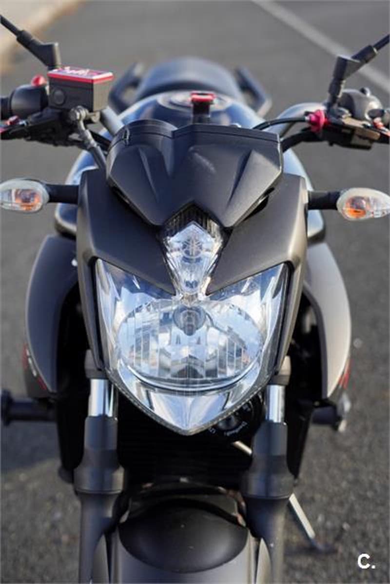 Yamaha XJ6 Diversion F ABS 4200 € 2015 Sevilla - 3