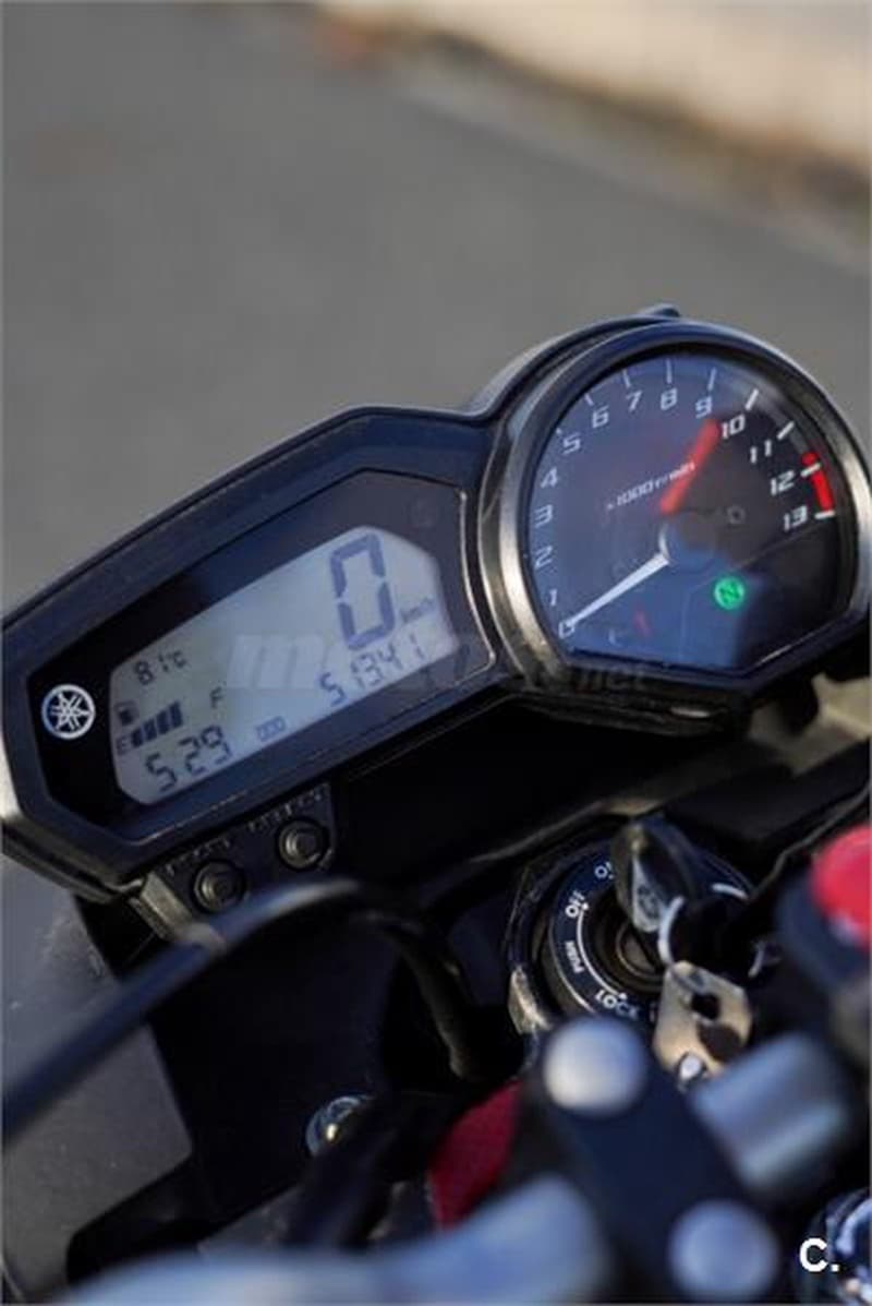 Yamaha XJ6 Diversion F ABS 4200 € 2015 Sevilla - 4