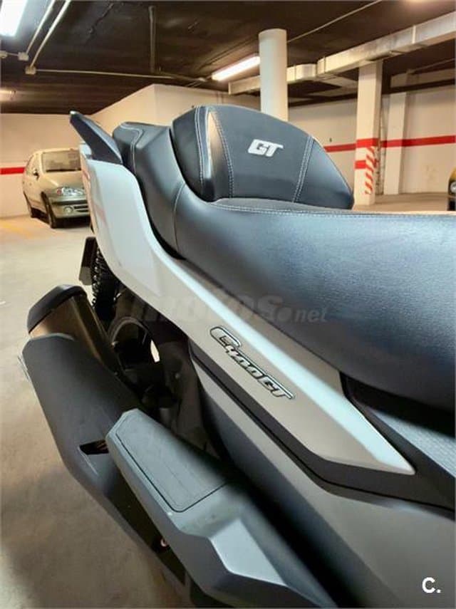 BMW C 400 GT – Vista 7