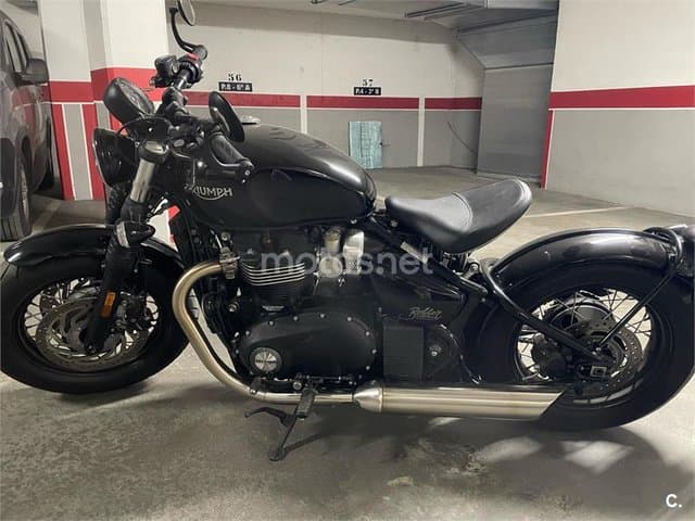 Triumph Bonneville Bobber 12.000 € 2023 A Coruña - 4
