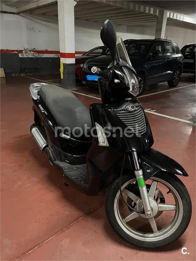 Kymco People 50 S 900 € 2015 Barcelona - 4