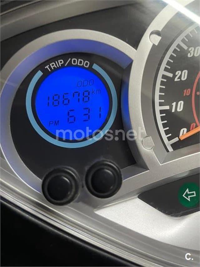 Kymco People 50 S 900 € 2015 Barcelona - 7