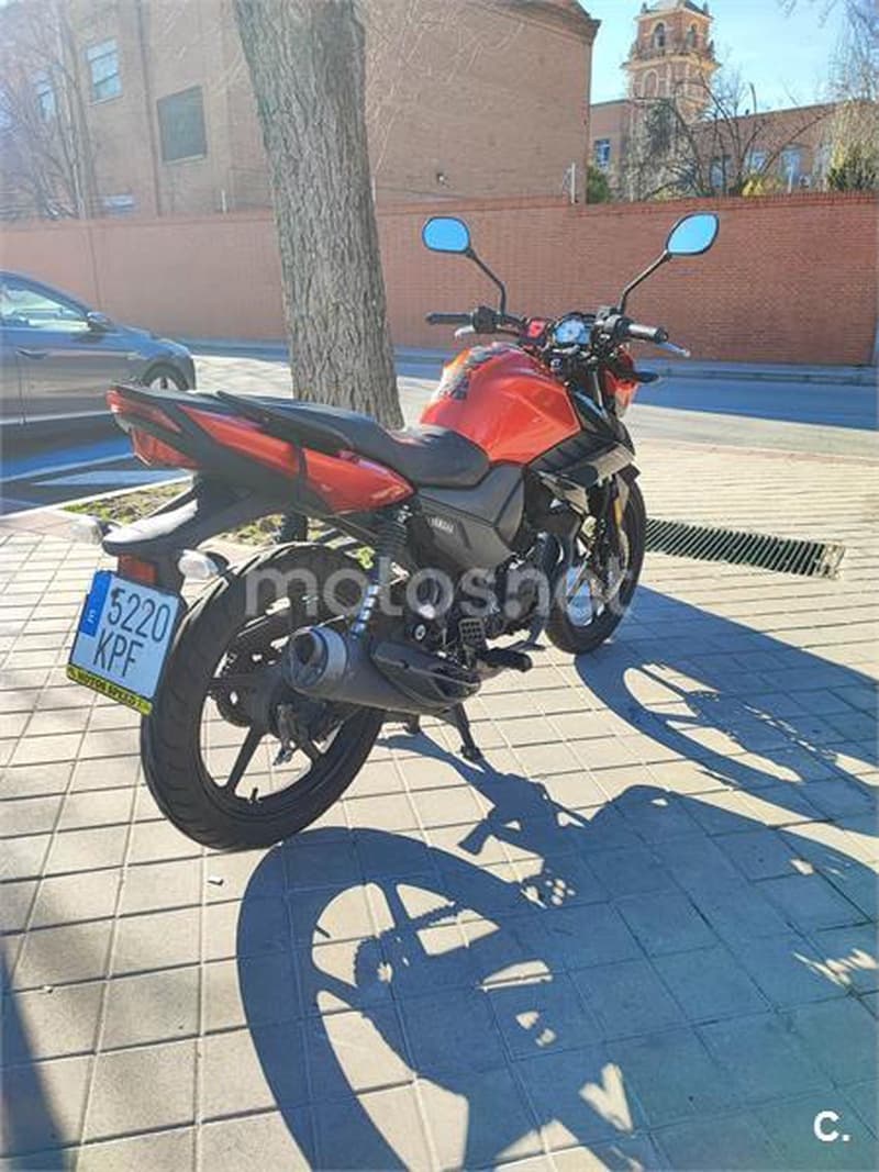 Yamaha YS125 – Vista 6