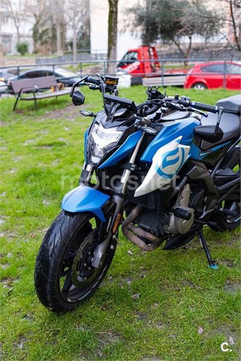 CFMOTO 650 NK 3999 € 2024 Madrid - 15