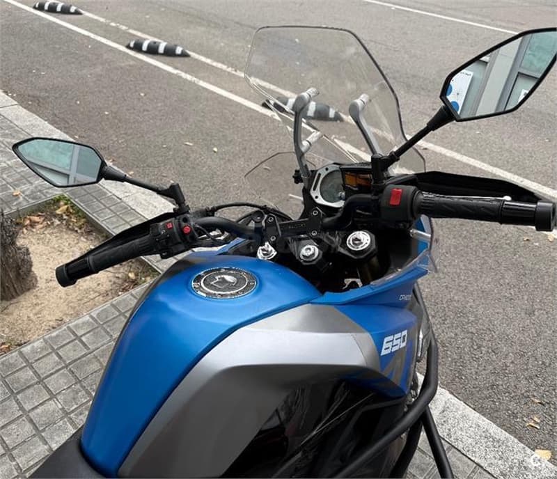 CFMOTO 650 MT – Vista 6