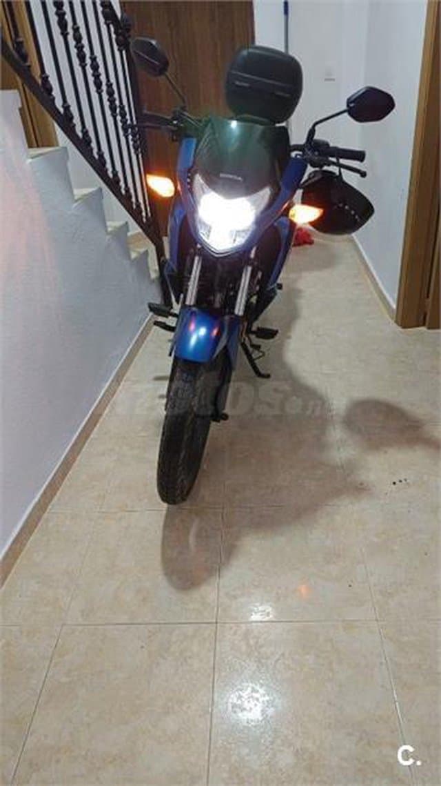 Honda CB 125 – Vista 2