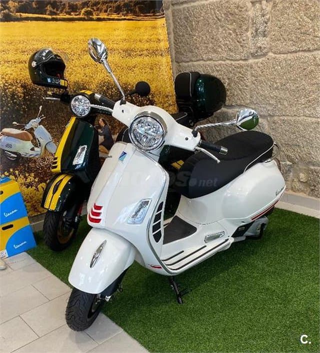 Vespa GTS 125 ie SuperSport 4500 € 2021 A Coruña - 3