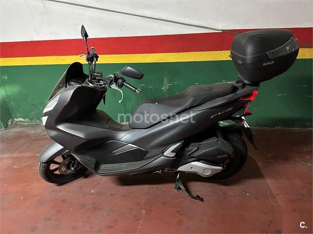 Honda PCX 125 – Vista 4