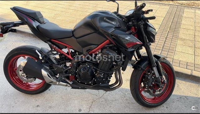 Kawasaki Z 900 – Vista 1