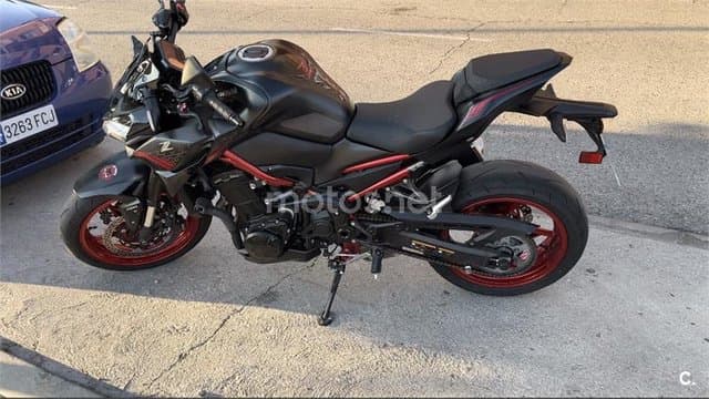 Kawasaki Z 900 – Vista 2