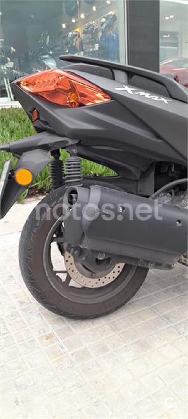 Yamaha XMAX 300 – Vista 3