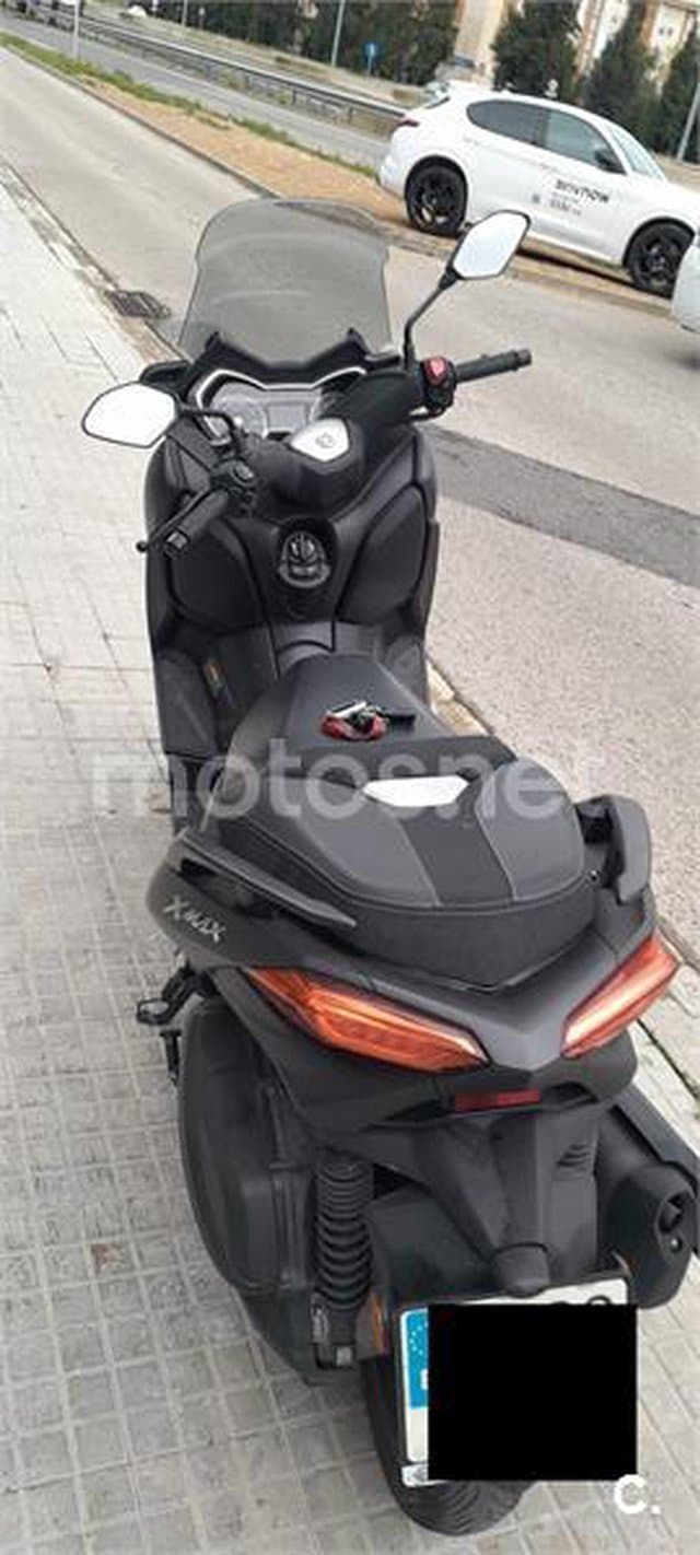 Yamaha XMAX 300 – Vista 5