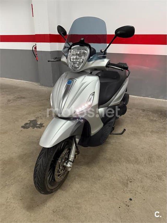 Piaggio Beverly 300 – Vista 5