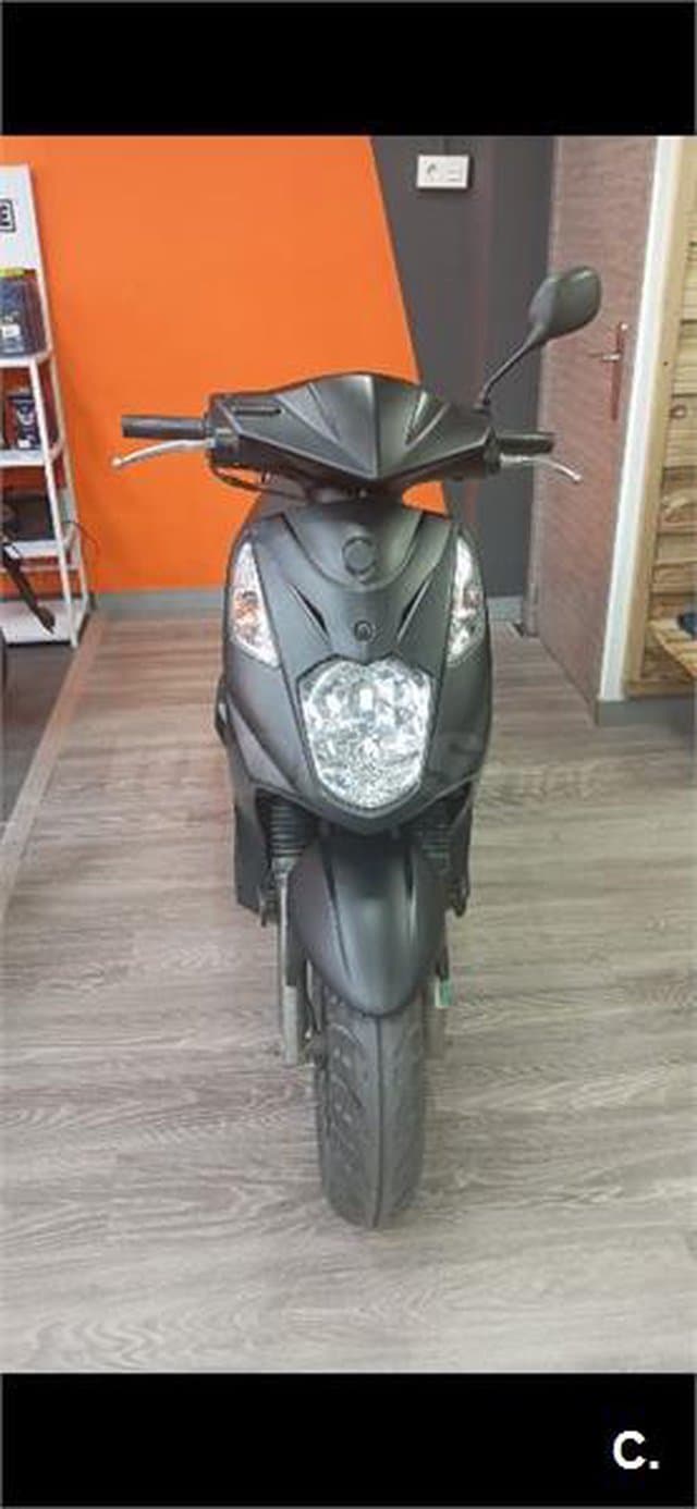 SYM SYMPLY 2 50 – Vista 2