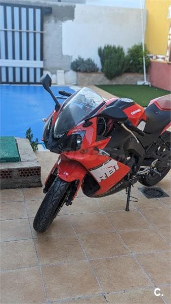 Derbi GPR 125 4T 4V 2250 € 2012 Jaén - 1