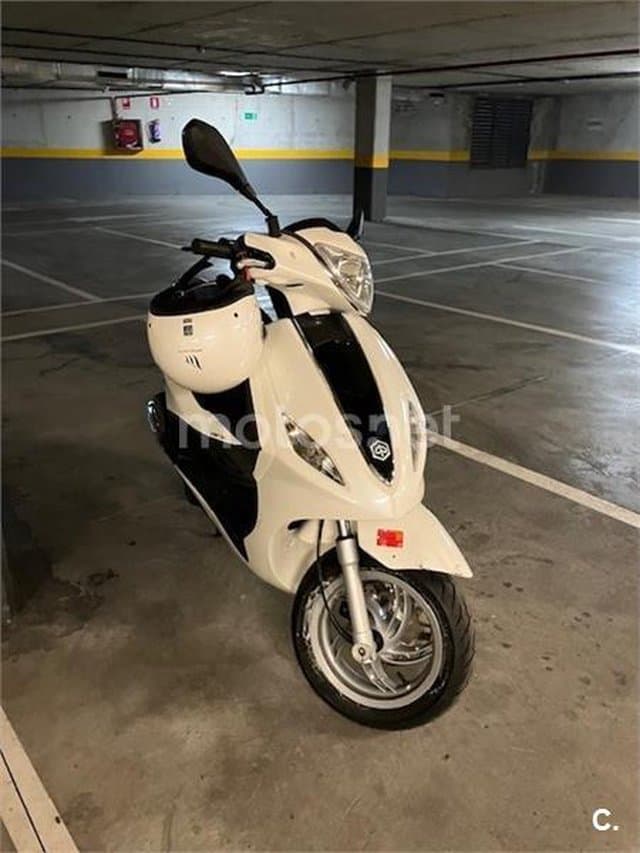 Piaggio FLY 125 ie 3V – Vista 4