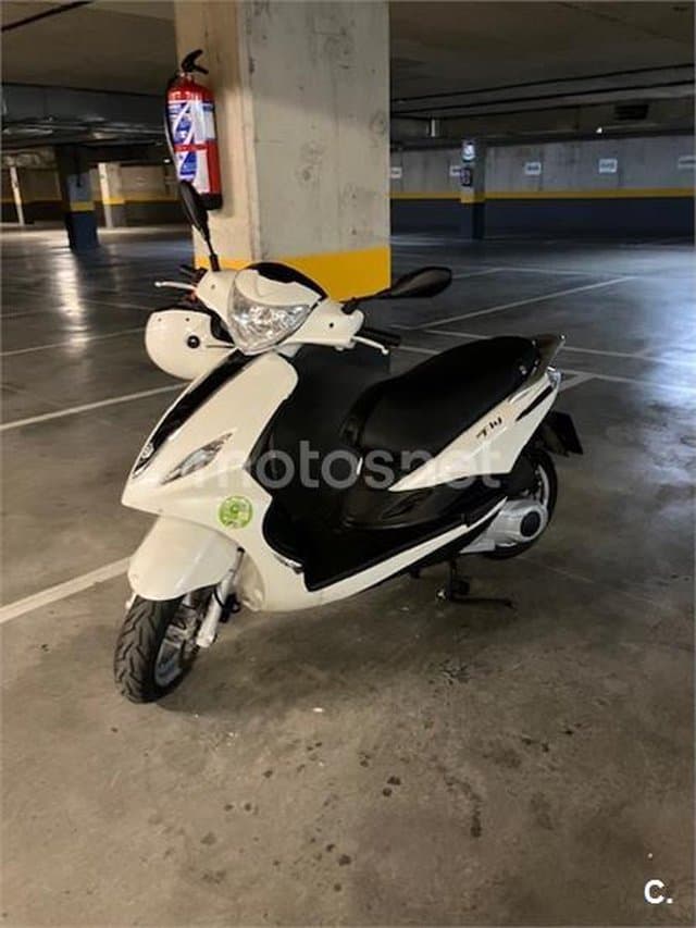 Piaggio FLY 125 ie 3V – Vista 5
