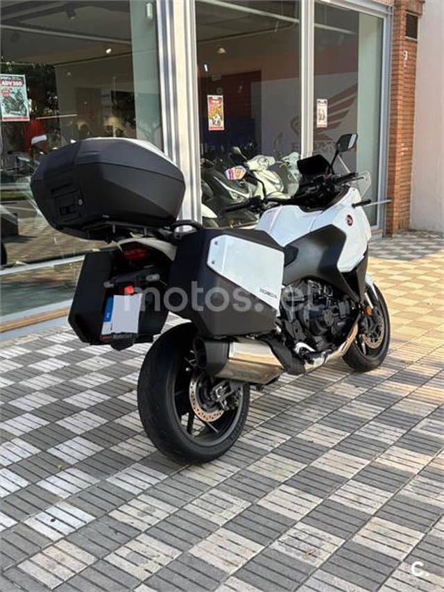 Honda NT1100 – Vista 2