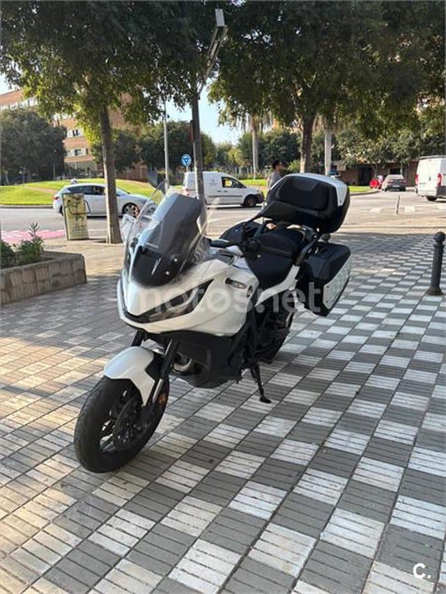 Honda NT1100 – Vista 6