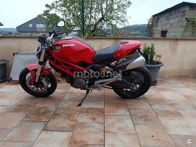 Ducati Monster 696+ ABS 4800 € 2014 Ourense - 1
