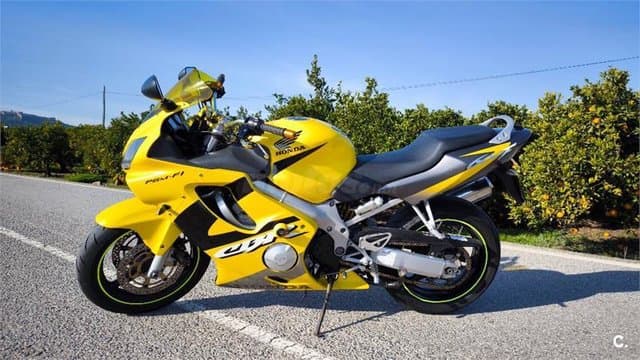 Honda CBR 600F – Vista 2