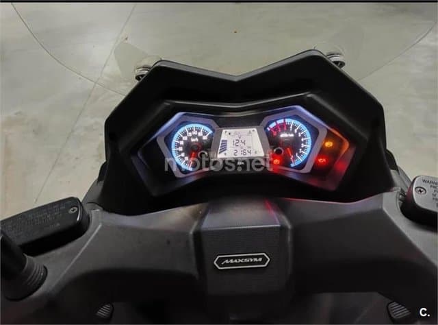 SYM Maxsym 400 – Vista 4