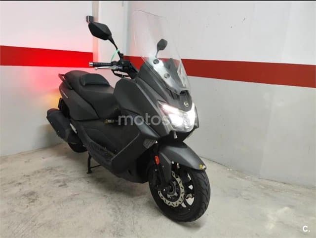 SYM Maxsym 400 – Vista 6