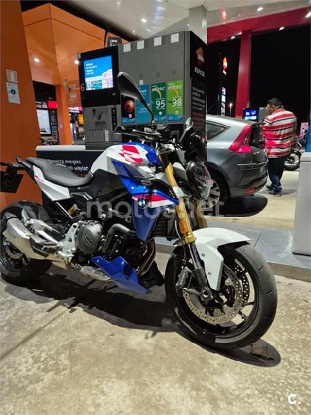 BMW F 900 R – Vista 4
