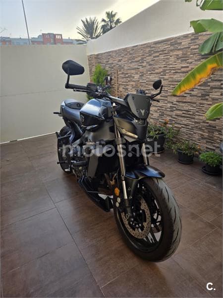Yamaha MT 09 – Vista 2