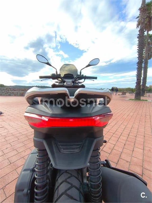 Aprilia SR GT 125 2100 € 2024 Barcelona - 9