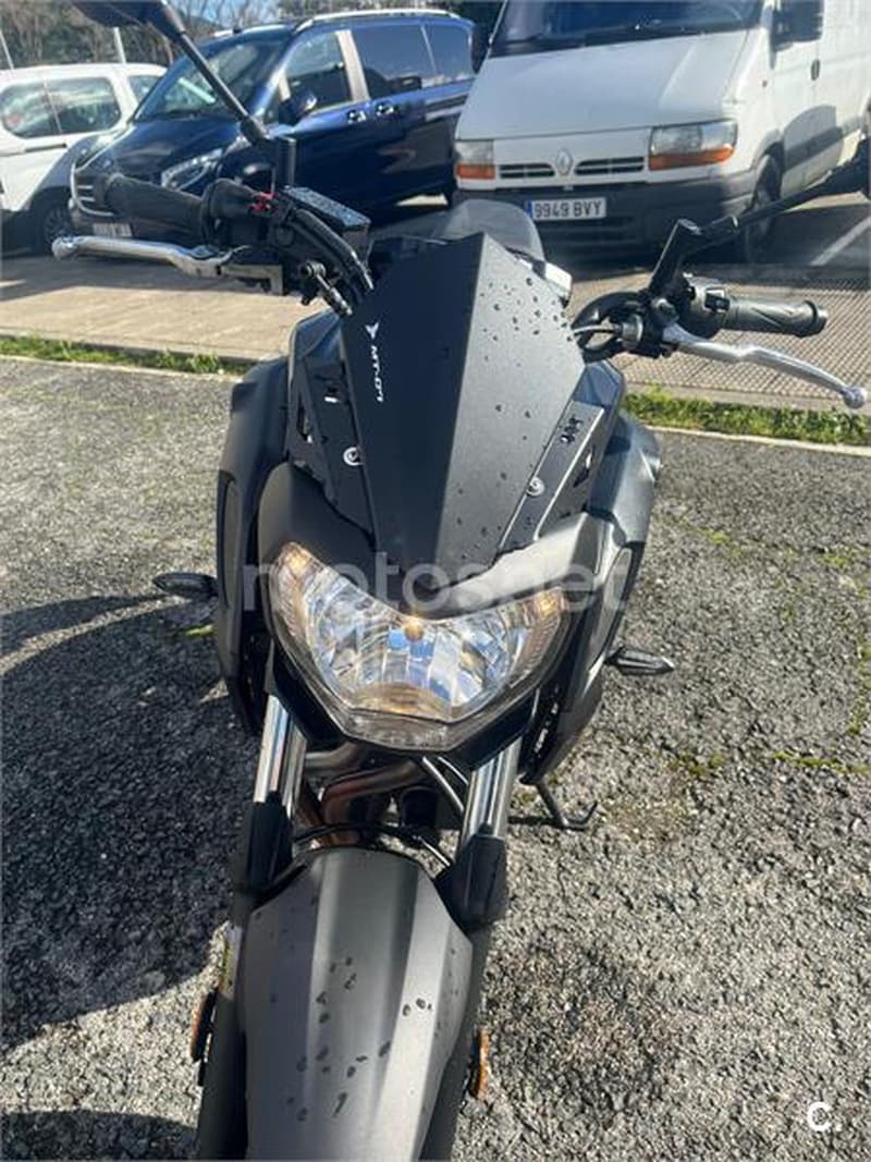 Yamaha MT-07 – Vista 6