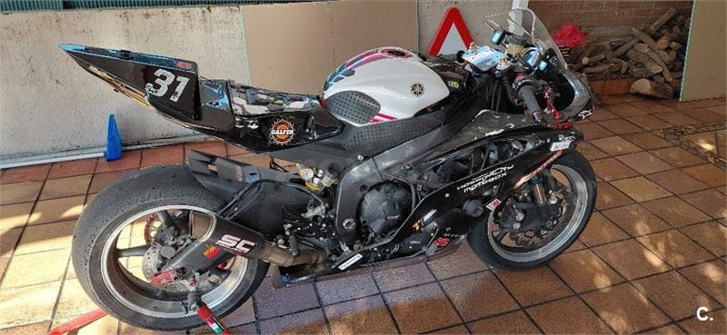 Yamaha YZF R6 – Vista 2