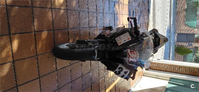 Yamaha YZF R6 – Vista 3