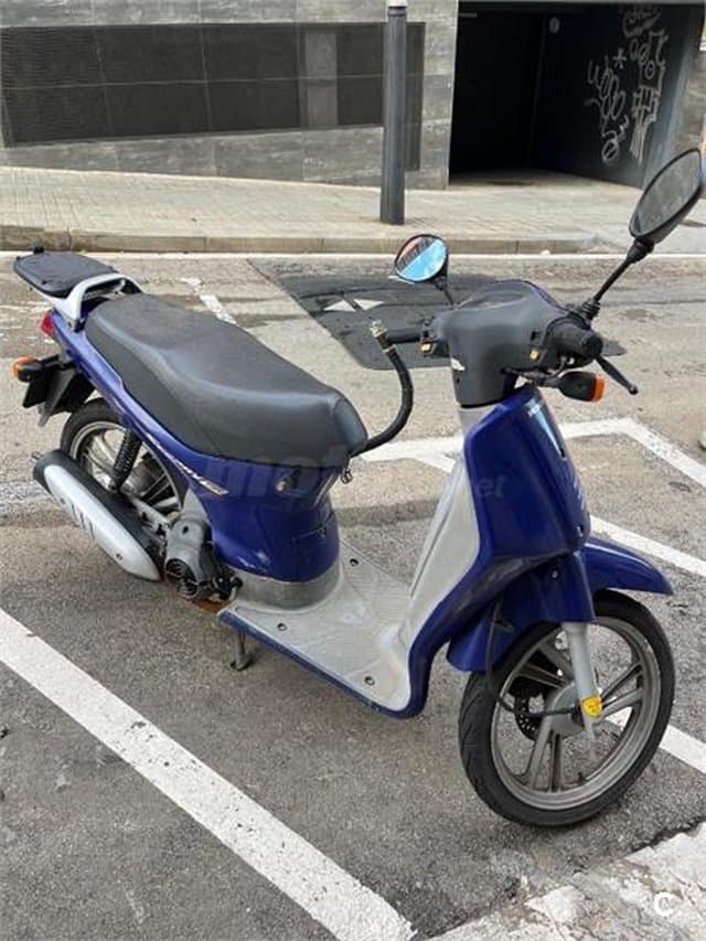 Honda Scoopy 100 – Vista 2