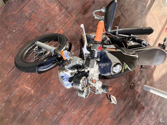 Royal Enfield Continental GT 535 – Vista 6