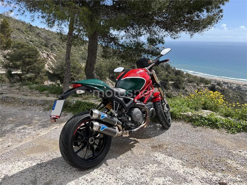 Ducati Monster 1100 Evo 5900 € 2013 Barcelona - 1