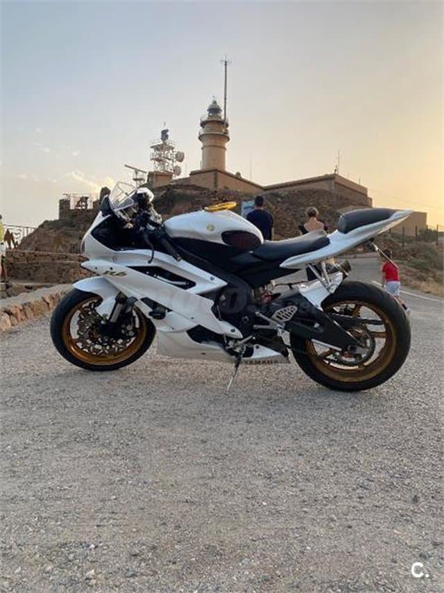 Yamaha YZF R6R 7000 € 2007 Badajoz - 3